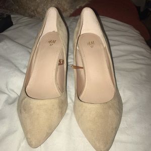 Beige suede pumps
